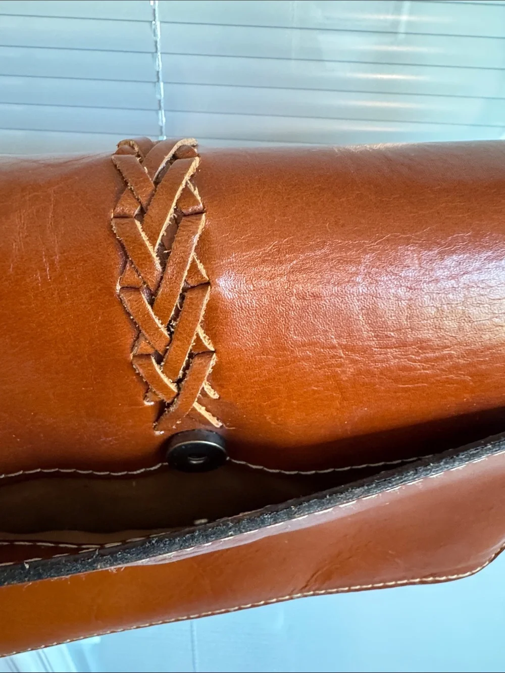 Patricia Nash￼ brown leather